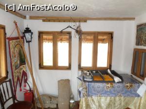 [P21] Biserica de lemn Gruşetu - imagine din interior.  » foto by Safta Radu
 - 
<span class="allrVoted glyphicon glyphicon-heart hidden" id="av1025197"></span>
<a class="m-l-10 hidden" id="sv1025197" onclick="voting_Foto_DelVot(,1025197,3860)" role="button">șterge vot <span class="glyphicon glyphicon-remove"></span></a>
<a id="v91025197" class=" c-red"  onclick="voting_Foto_SetVot(1025197)" role="button"><span class="glyphicon glyphicon-heart-empty"></span> <b>LIKE</b> = Votează poza</a> <img class="hidden"  id="f1025197W9" src="/imagini/loader.gif" border="0" /><span class="AjErrMes hidden" id="e1025197ErM"></span>