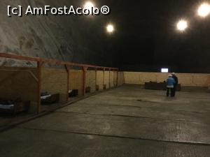 [P30] Salina Slanic - Locul de odihna - separeurile si cateva banchete/ scaune in fata unui televizor, insuficiente fata de locul disponibil si dorinta/ nevoile turistilor » foto by mishu
 - 
<span class="allrVoted glyphicon glyphicon-heart hidden" id="av921056"></span>
<a class="m-l-10 hidden" id="sv921056" onclick="voting_Foto_DelVot(,921056,3878)" role="button">șterge vot <span class="glyphicon glyphicon-remove"></span></a>
<a id="v9921056" class=" c-red"  onclick="voting_Foto_SetVot(921056)" role="button"><span class="glyphicon glyphicon-heart-empty"></span> <b>LIKE</b> = Votează poza</a> <img class="hidden"  id="f921056W9" src="/imagini/loader.gif" border="0" /><span class="AjErrMes hidden" id="e921056ErM"></span>