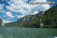 [P13] Dunărea la Cazane » foto by ariciu*
 - 
<span class="allrVoted glyphicon glyphicon-heart hidden" id="av480742"></span>
<a class="m-l-10 hidden" id="sv480742" onclick="voting_Foto_DelVot(,480742,3894)" role="button">șterge vot <span class="glyphicon glyphicon-remove"></span></a>
<a id="v9480742" class=" c-red"  onclick="voting_Foto_SetVot(480742)" role="button"><span class="glyphicon glyphicon-heart-empty"></span> <b>LIKE</b> = Votează poza</a> <img class="hidden"  id="f480742W9" src="/imagini/loader.gif" border="0" /><span class="AjErrMes hidden" id="e480742ErM"></span>