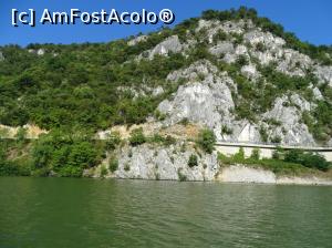 [P11] Cazanele Dunării » foto by Cris
 - 
<span class="allrVoted glyphicon glyphicon-heart hidden" id="av845574"></span>
<a class="m-l-10 hidden" id="sv845574" onclick="voting_Foto_DelVot(,845574,3894)" role="button">șterge vot <span class="glyphicon glyphicon-remove"></span></a>
<a id="v9845574" class=" c-red"  onclick="voting_Foto_SetVot(845574)" role="button"><span class="glyphicon glyphicon-heart-empty"></span> <b>LIKE</b> = Votează poza</a> <img class="hidden"  id="f845574W9" src="/imagini/loader.gif" border="0" /><span class="AjErrMes hidden" id="e845574ErM"></span>