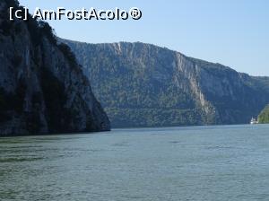 [P09] Cazanele Dunării » foto by Cris
 - 
<span class="allrVoted glyphicon glyphicon-heart hidden" id="av845572"></span>
<a class="m-l-10 hidden" id="sv845572" onclick="voting_Foto_DelVot(,845572,3894)" role="button">șterge vot <span class="glyphicon glyphicon-remove"></span></a>
<a id="v9845572" class=" c-red"  onclick="voting_Foto_SetVot(845572)" role="button"><span class="glyphicon glyphicon-heart-empty"></span> <b>LIKE</b> = Votează poza</a> <img class="hidden"  id="f845572W9" src="/imagini/loader.gif" border="0" /><span class="AjErrMes hidden" id="e845572ErM"></span>