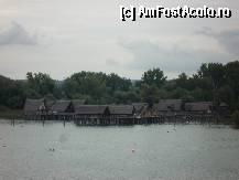 [P06] Unul din porturile in care puteam cobori, daca aveam timp, si unde puteam vizita bungalourile din poza » foto by cryss27
 - 
<span class="allrVoted glyphicon glyphicon-heart hidden" id="av288925"></span>
<a class="m-l-10 hidden" id="sv288925" onclick="voting_Foto_DelVot(,288925,3920)" role="button">șterge vot <span class="glyphicon glyphicon-remove"></span></a>
<a id="v9288925" class=" c-red"  onclick="voting_Foto_SetVot(288925)" role="button"><span class="glyphicon glyphicon-heart-empty"></span> <b>LIKE</b> = Votează poza</a> <img class="hidden"  id="f288925W9" src="/imagini/loader.gif" border="0" /><span class="AjErrMes hidden" id="e288925ErM"></span>