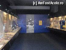 [P07] Muzeul San Siro - aripa dedicata echipei Internazionale, muzica si lumini, in fundal e un ecran pe care se perinda imagini cu echipa » foto by sunflower
 - 
<span class="allrVoted glyphicon glyphicon-heart hidden" id="av303811"></span>
<a class="m-l-10 hidden" id="sv303811" onclick="voting_Foto_DelVot(,303811,3925)" role="button">șterge vot <span class="glyphicon glyphicon-remove"></span></a>
<a id="v9303811" class=" c-red"  onclick="voting_Foto_SetVot(303811)" role="button"><span class="glyphicon glyphicon-heart-empty"></span> <b>LIKE</b> = Votează poza</a> <img class="hidden"  id="f303811W9" src="/imagini/loader.gif" border="0" /><span class="AjErrMes hidden" id="e303811ErM"></span>