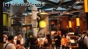 [P31] Starbucks Reserve Roastery » foto by pepsi70ro
 - 
<span class="allrVoted glyphicon glyphicon-heart hidden" id="av1508065"></span>
<a class="m-l-10 hidden" id="sv1508065" onclick="voting_Foto_DelVot(,1508065,3925)" role="button">șterge vot <span class="glyphicon glyphicon-remove"></span></a>
<a id="v91508065" class=" c-red"  onclick="voting_Foto_SetVot(1508065)" role="button"><span class="glyphicon glyphicon-heart-empty"></span> <b>LIKE</b> = Votează poza</a> <img class="hidden"  id="f1508065W9" src="/imagini/loader.gif" border="0" /><span class="AjErrMes hidden" id="e1508065ErM"></span>