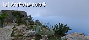 [P55] De pe Monte Solaro, punctul cel mai înalt din Capri, 589 m » foto by irinad
 - 
<span class="allrVoted glyphicon glyphicon-heart hidden" id="av1535992"></span>
<a class="m-l-10 hidden" id="sv1535992" onclick="voting_Foto_DelVot(,1535992,3926)" role="button">șterge vot <span class="glyphicon glyphicon-remove"></span></a>
<a id="v91535992" class=" c-red"  onclick="voting_Foto_SetVot(1535992)" role="button"><span class="glyphicon glyphicon-heart-empty"></span> <b>LIKE</b> = Votează poza</a> <img class="hidden"  id="f1535992W9" src="/imagini/loader.gif" border="0" /><span class="AjErrMes hidden" id="e1535992ErM"></span>