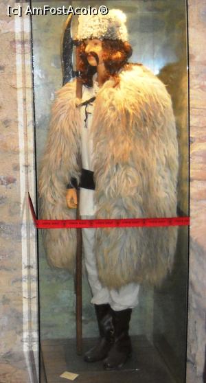 [P16] Străjer plăieş » foto by Lucien
 - 
<span class="allrVoted glyphicon glyphicon-heart hidden" id="av744885"></span>
<a class="m-l-10 hidden" id="sv744885" onclick="voting_Foto_DelVot(,744885,3934)" role="button">șterge vot <span class="glyphicon glyphicon-remove"></span></a>
<a id="v9744885" class=" c-red"  onclick="voting_Foto_SetVot(744885)" role="button"><span class="glyphicon glyphicon-heart-empty"></span> <b>LIKE</b> = Votează poza</a> <img class="hidden"  id="f744885W9" src="/imagini/loader.gif" border="0" /><span class="AjErrMes hidden" id="e744885ErM"></span>