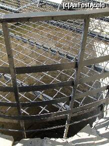 [P14] Fantana din mijlocul curtii interioare, bineinteles, plina cu monede norocoase » foto by valimi
 - 
<span class="allrVoted glyphicon glyphicon-heart hidden" id="av146713"></span>
<a class="m-l-10 hidden" id="sv146713" onclick="voting_Foto_DelVot(,146713,3934)" role="button">șterge vot <span class="glyphicon glyphicon-remove"></span></a>
<a id="v9146713" class=" c-red"  onclick="voting_Foto_SetVot(146713)" role="button"><span class="glyphicon glyphicon-heart-empty"></span> <b>LIKE</b> = Votează poza</a> <img class="hidden"  id="f146713W9" src="/imagini/loader.gif" border="0" /><span class="AjErrMes hidden" id="e146713ErM"></span>