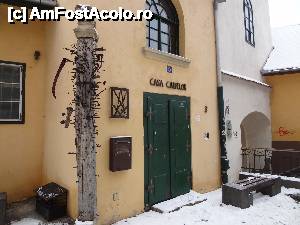 [P13] Casa calfelor cu acel stâlp ciudat » foto by Marian Preda
 - 
<span class="allrVoted glyphicon glyphicon-heart hidden" id="av708075"></span>
<a class="m-l-10 hidden" id="sv708075" onclick="voting_Foto_DelVot(,708075,3936)" role="button">șterge vot <span class="glyphicon glyphicon-remove"></span></a>
<a id="v9708075" class=" c-red"  onclick="voting_Foto_SetVot(708075)" role="button"><span class="glyphicon glyphicon-heart-empty"></span> <b>LIKE</b> = Votează poza</a> <img class="hidden"  id="f708075W9" src="/imagini/loader.gif" border="0" /><span class="AjErrMes hidden" id="e708075ErM"></span>