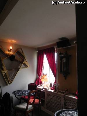 [P17] Pardon Cafe - unul din saloanele de la etaj » foto by codryna
 - 
<span class="allrVoted glyphicon glyphicon-heart hidden" id="av616143"></span>
<a class="m-l-10 hidden" id="sv616143" onclick="voting_Foto_DelVot(,616143,3936)" role="button">șterge vot <span class="glyphicon glyphicon-remove"></span></a>
<a id="v9616143" class=" c-red"  onclick="voting_Foto_SetVot(616143)" role="button"><span class="glyphicon glyphicon-heart-empty"></span> <b>LIKE</b> = Votează poza</a> <img class="hidden"  id="f616143W9" src="/imagini/loader.gif" border="0" /><span class="AjErrMes hidden" id="e616143ErM"></span>