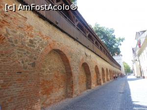 [P06] Sibiu - Strada Cetății, "cea mai frumoasă stradă din oraș". » foto by iulianic
 - 
<span class="allrVoted glyphicon glyphicon-heart hidden" id="av1355758"></span>
<a class="m-l-10 hidden" id="sv1355758" onclick="voting_Foto_DelVot(,1355758,3936)" role="button">șterge vot <span class="glyphicon glyphicon-remove"></span></a>
<a id="v91355758" class=" c-red"  onclick="voting_Foto_SetVot(1355758)" role="button"><span class="glyphicon glyphicon-heart-empty"></span> <b>LIKE</b> = Votează poza</a> <img class="hidden"  id="f1355758W9" src="/imagini/loader.gif" border="0" /><span class="AjErrMes hidden" id="e1355758ErM"></span>