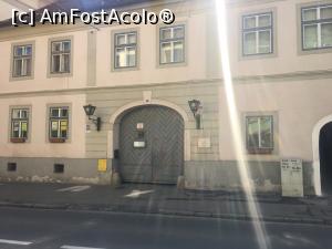 [P15] Sibiu. Oficiul Parohial Reformat » foto by Yersinia Pestis
 - 
<span class="allrVoted glyphicon glyphicon-heart hidden" id="av1069264"></span>
<a class="m-l-10 hidden" id="sv1069264" onclick="voting_Foto_DelVot(,1069264,3936)" role="button">șterge vot <span class="glyphicon glyphicon-remove"></span></a>
<a id="v91069264" class=" c-red"  onclick="voting_Foto_SetVot(1069264)" role="button"><span class="glyphicon glyphicon-heart-empty"></span> <b>LIKE</b> = Votează poza</a> <img class="hidden"  id="f1069264W9" src="/imagini/loader.gif" border="0" /><span class="AjErrMes hidden" id="e1069264ErM"></span>