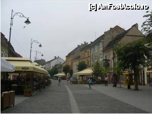 [P03] Pornim încet spre Piaţa Mare din Sibiu » foto by iccata
 - 
<span class="allrVoted glyphicon glyphicon-heart hidden" id="av453748"></span>
<a class="m-l-10 hidden" id="sv453748" onclick="voting_Foto_DelVot(,453748,3936)" role="button">șterge vot <span class="glyphicon glyphicon-remove"></span></a>
<a id="v9453748" class=" c-red"  onclick="voting_Foto_SetVot(453748)" role="button"><span class="glyphicon glyphicon-heart-empty"></span> <b>LIKE</b> = Votează poza</a> <img class="hidden"  id="f453748W9" src="/imagini/loader.gif" border="0" /><span class="AjErrMes hidden" id="e453748ErM"></span>