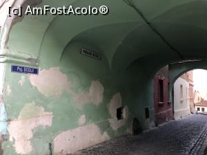 [P44] Sibiu - Pasajul Scolii » foto by mishu
 - 
<span class="allrVoted glyphicon glyphicon-heart hidden" id="av1286260"></span>
<a class="m-l-10 hidden" id="sv1286260" onclick="voting_Foto_DelVot(,1286260,3936)" role="button">șterge vot <span class="glyphicon glyphicon-remove"></span></a>
<a id="v91286260" class=" c-red"  onclick="voting_Foto_SetVot(1286260)" role="button"><span class="glyphicon glyphicon-heart-empty"></span> <b>LIKE</b> = Votează poza</a> <img class="hidden"  id="f1286260W9" src="/imagini/loader.gif" border="0" /><span class="AjErrMes hidden" id="e1286260ErM"></span>