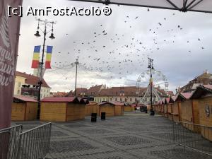 [P77] Sibiu - Linistea Targului de Craciun la ora diminetii » foto by mishu
 - 
<span class="allrVoted glyphicon glyphicon-heart hidden" id="av1286293"></span>
<a class="m-l-10 hidden" id="sv1286293" onclick="voting_Foto_DelVot(,1286293,3936)" role="button">șterge vot <span class="glyphicon glyphicon-remove"></span></a>
<a id="v91286293" class=" c-red"  onclick="voting_Foto_SetVot(1286293)" role="button"><span class="glyphicon glyphicon-heart-empty"></span> <b>LIKE</b> = Votează poza</a> <img class="hidden"  id="f1286293W9" src="/imagini/loader.gif" border="0" /><span class="AjErrMes hidden" id="e1286293ErM"></span>