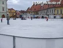 [P14] Piata Sfatului din Sibiu - amenajat patinoar » foto by Valentina69
 - 
<span class="allrVoted glyphicon glyphicon-heart hidden" id="av47127"></span>
<a class="m-l-10 hidden" id="sv47127" onclick="voting_Foto_DelVot(,47127,3936)" role="button">șterge vot <span class="glyphicon glyphicon-remove"></span></a>
<a id="v947127" class=" c-red"  onclick="voting_Foto_SetVot(47127)" role="button"><span class="glyphicon glyphicon-heart-empty"></span> <b>LIKE</b> = Votează poza</a> <img class="hidden"  id="f47127W9" src="/imagini/loader.gif" border="0" /><span class="AjErrMes hidden" id="e47127ErM"></span>