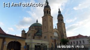 [P26] Sibiu. Catedrala Ortodoxă » foto by ungureanica
 - 
<span class="allrVoted glyphicon glyphicon-heart hidden" id="av1072615"></span>
<a class="m-l-10 hidden" id="sv1072615" onclick="voting_Foto_DelVot(,1072615,3936)" role="button">șterge vot <span class="glyphicon glyphicon-remove"></span></a>
<a id="v91072615" class=" c-red"  onclick="voting_Foto_SetVot(1072615)" role="button"><span class="glyphicon glyphicon-heart-empty"></span> <b>LIKE</b> = Votează poza</a> <img class="hidden"  id="f1072615W9" src="/imagini/loader.gif" border="0" /><span class="AjErrMes hidden" id="e1072615ErM"></span>