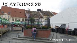 [P05] Sibiu. Fântâna Falkenhayn » foto by ungureanica
 - 
<span class="allrVoted glyphicon glyphicon-heart hidden" id="av1072594"></span>
<a class="m-l-10 hidden" id="sv1072594" onclick="voting_Foto_DelVot(,1072594,3936)" role="button">șterge vot <span class="glyphicon glyphicon-remove"></span></a>
<a id="v91072594" class=" c-red"  onclick="voting_Foto_SetVot(1072594)" role="button"><span class="glyphicon glyphicon-heart-empty"></span> <b>LIKE</b> = Votează poza</a> <img class="hidden"  id="f1072594W9" src="/imagini/loader.gif" border="0" /><span class="AjErrMes hidden" id="e1072594ErM"></span>