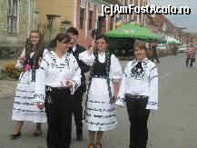 [P03] Pe strazile Biertan-ului, vezi tinere imbracate in costume populare sasesti » foto by dorgo
 - 
<span class="allrVoted glyphicon glyphicon-heart hidden" id="av167379"></span>
<a class="m-l-10 hidden" id="sv167379" onclick="voting_Foto_DelVot(,167379,3936)" role="button">șterge vot <span class="glyphicon glyphicon-remove"></span></a>
<a id="v9167379" class=" c-red"  onclick="voting_Foto_SetVot(167379)" role="button"><span class="glyphicon glyphicon-heart-empty"></span> <b>LIKE</b> = Votează poza</a> <img class="hidden"  id="f167379W9" src="/imagini/loader.gif" border="0" /><span class="AjErrMes hidden" id="e167379ErM"></span>