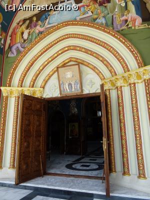 [P04] Portal intrare biserica nouă. » foto by tata123 🔱
 - 
<span class="allrVoted glyphicon glyphicon-heart hidden" id="av1244635"></span>
<a class="m-l-10 hidden" id="sv1244635" onclick="voting_Foto_DelVot(,1244635,3968)" role="button">șterge vot <span class="glyphicon glyphicon-remove"></span></a>
<a id="v91244635" class=" c-red"  onclick="voting_Foto_SetVot(1244635)" role="button"><span class="glyphicon glyphicon-heart-empty"></span> <b>LIKE</b> = Votează poza</a> <img class="hidden"  id="f1244635W9" src="/imagini/loader.gif" border="0" /><span class="AjErrMes hidden" id="e1244635ErM"></span>