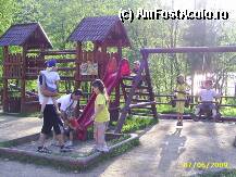 [P17] locul de joaca din Lacu Rosu » foto by sbacau
 - 
<span class="allrVoted glyphicon glyphicon-heart hidden" id="av47360"></span>
<a class="m-l-10 hidden" id="sv47360" onclick="voting_Foto_DelVot(,47360,3998)" role="button">șterge vot <span class="glyphicon glyphicon-remove"></span></a>
<a id="v947360" class=" c-red"  onclick="voting_Foto_SetVot(47360)" role="button"><span class="glyphicon glyphicon-heart-empty"></span> <b>LIKE</b> = Votează poza</a> <img class="hidden"  id="f47360W9" src="/imagini/loader.gif" border="0" /><span class="AjErrMes hidden" id="e47360ErM"></span>