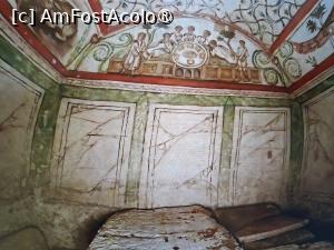 [P88] Constanța, Mormântul Pictat Hypogeu, Imagini din mormânt pe ecran » foto by mprofeanu
 - 
<span class="allrVoted glyphicon glyphicon-heart hidden" id="av1509509"></span>
<a class="m-l-10 hidden" id="sv1509509" onclick="voting_Foto_DelVot(,1509509,4001)" role="button">șterge vot <span class="glyphicon glyphicon-remove"></span></a>
<a id="v91509509" class=" c-red"  onclick="voting_Foto_SetVot(1509509)" role="button"><span class="glyphicon glyphicon-heart-empty"></span> <b>LIKE</b> = Votează poza</a> <img class="hidden"  id="f1509509W9" src="/imagini/loader.gif" border="0" /><span class="AjErrMes hidden" id="e1509509ErM"></span>