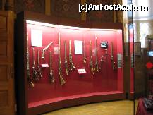 [P44] Colectie de arme in Muzeul National » foto by Michi
 - 
<span class="allrVoted glyphicon glyphicon-heart hidden" id="av302806"></span>
<a class="m-l-10 hidden" id="sv302806" onclick="voting_Foto_DelVot(,302806,4056)" role="button">șterge vot <span class="glyphicon glyphicon-remove"></span></a>
<a id="v9302806" class=" c-red"  onclick="voting_Foto_SetVot(302806)" role="button"><span class="glyphicon glyphicon-heart-empty"></span> <b>LIKE</b> = Votează poza</a> <img class="hidden"  id="f302806W9" src="/imagini/loader.gif" border="0" /><span class="AjErrMes hidden" id="e302806ErM"></span>