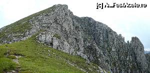 [P21] ...Urmează o scurtă coborâre între stânci... » foto by Claudiu U.
 - 
<span class="allrVoted glyphicon glyphicon-heart hidden" id="av693837"></span>
<a class="m-l-10 hidden" id="sv693837" onclick="voting_Foto_DelVot(,693837,4076)" role="button">șterge vot <span class="glyphicon glyphicon-remove"></span></a>
<a id="v9693837" class=" c-red"  onclick="voting_Foto_SetVot(693837)" role="button"><span class="glyphicon glyphicon-heart-empty"></span> <b>LIKE</b> = Votează poza</a> <img class="hidden"  id="f693837W9" src="/imagini/loader.gif" border="0" /><span class="AjErrMes hidden" id="e693837ErM"></span>