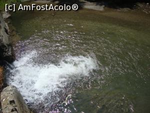 [P09] Apa aceasta limpede şi firavă este 'vinovată' pentru formarea în milioane de ani a spectaculoaselor chei ale Zănoagei.  » foto by Floryn81
 - 
<span class="allrVoted glyphicon glyphicon-heart hidden" id="av869558"></span>
<a class="m-l-10 hidden" id="sv869558" onclick="voting_Foto_DelVot(,869558,4076)" role="button">șterge vot <span class="glyphicon glyphicon-remove"></span></a>
<a id="v9869558" class=" c-red"  onclick="voting_Foto_SetVot(869558)" role="button"><span class="glyphicon glyphicon-heart-empty"></span> <b>LIKE</b> = Votează poza</a> <img class="hidden"  id="f869558W9" src="/imagini/loader.gif" border="0" /><span class="AjErrMes hidden" id="e869558ErM"></span>