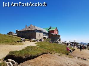 [P42] Episodul doi dintr-un film nereușit: Babele din Bucegi sub asediu.  » foto by Floryn81
 - 
<span class="allrVoted glyphicon glyphicon-heart hidden" id="av1027385"></span>
<a class="m-l-10 hidden" id="sv1027385" onclick="voting_Foto_DelVot(,1027385,4076)" role="button">șterge vot <span class="glyphicon glyphicon-remove"></span></a>
<a id="v91027385" class=" c-red"  onclick="voting_Foto_SetVot(1027385)" role="button"><span class="glyphicon glyphicon-heart-empty"></span> <b>LIKE</b> = Votează poza</a> <img class="hidden"  id="f1027385W9" src="/imagini/loader.gif" border="0" /><span class="AjErrMes hidden" id="e1027385ErM"></span>