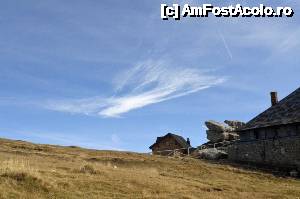 [P12] Cabana Babele și o alta, micuță, particulară, de lângă ea » foto by Dragoș_MD
 - 
<span class="allrVoted glyphicon glyphicon-heart hidden" id="av695466"></span>
<a class="m-l-10 hidden" id="sv695466" onclick="voting_Foto_DelVot(,695466,4076)" role="button">șterge vot <span class="glyphicon glyphicon-remove"></span></a>
<a id="v9695466" class=" c-red"  onclick="voting_Foto_SetVot(695466)" role="button"><span class="glyphicon glyphicon-heart-empty"></span> <b>LIKE</b> = Votează poza</a> <img class="hidden"  id="f695466W9" src="/imagini/loader.gif" border="0" /><span class="AjErrMes hidden" id="e695466ErM"></span>