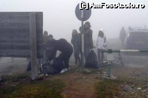 [P34] Grupa de studenți cu „prada” lor » foto by Dragoș_MD
 - 
<span class="allrVoted glyphicon glyphicon-heart hidden" id="av695488"></span>
<a class="m-l-10 hidden" id="sv695488" onclick="voting_Foto_DelVot(,695488,4076)" role="button">șterge vot <span class="glyphicon glyphicon-remove"></span></a>
<a id="v9695488" class=" c-red"  onclick="voting_Foto_SetVot(695488)" role="button"><span class="glyphicon glyphicon-heart-empty"></span> <b>LIKE</b> = Votează poza</a> <img class="hidden"  id="f695488W9" src="/imagini/loader.gif" border="0" /><span class="AjErrMes hidden" id="e695488ErM"></span>