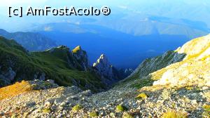 [P02] Începutul Văii Mălinului cu colții ei stâncoși » foto by Dragoș_MD
 - 
<span class="allrVoted glyphicon glyphicon-heart hidden" id="av997158"></span>
<a class="m-l-10 hidden" id="sv997158" onclick="voting_Foto_DelVot(,997158,4076)" role="button">șterge vot <span class="glyphicon glyphicon-remove"></span></a>
<a id="v9997158" class=" c-red"  onclick="voting_Foto_SetVot(997158)" role="button"><span class="glyphicon glyphicon-heart-empty"></span> <b>LIKE</b> = Votează poza</a> <img class="hidden"  id="f997158W9" src="/imagini/loader.gif" border="0" /><span class="AjErrMes hidden" id="e997158ErM"></span>