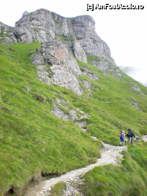 [P05] traseu spre Crucea Eroilor » foto by kata0587
 - 
<span class="allrVoted glyphicon glyphicon-heart hidden" id="av396405"></span>
<a class="m-l-10 hidden" id="sv396405" onclick="voting_Foto_DelVot(,396405,4076)" role="button">șterge vot <span class="glyphicon glyphicon-remove"></span></a>
<a id="v9396405" class=" c-red"  onclick="voting_Foto_SetVot(396405)" role="button"><span class="glyphicon glyphicon-heart-empty"></span> <b>LIKE</b> = Votează poza</a> <img class="hidden"  id="f396405W9" src="/imagini/loader.gif" border="0" /><span class="AjErrMes hidden" id="e396405ErM"></span>