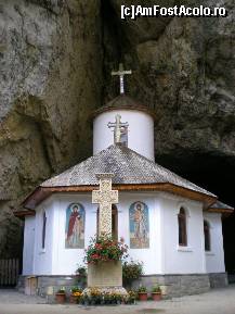 [P12] Mănăstirea Ialomiței » foto by kata0587
 - 
<span class="allrVoted glyphicon glyphicon-heart hidden" id="av396537"></span>
<a class="m-l-10 hidden" id="sv396537" onclick="voting_Foto_DelVot(,396537,4076)" role="button">șterge vot <span class="glyphicon glyphicon-remove"></span></a>
<a id="v9396537" class=" c-red"  onclick="voting_Foto_SetVot(396537)" role="button"><span class="glyphicon glyphicon-heart-empty"></span> <b>LIKE</b> = Votează poza</a> <img class="hidden"  id="f396537W9" src="/imagini/loader.gif" border="0" /><span class="AjErrMes hidden" id="e396537ErM"></span>