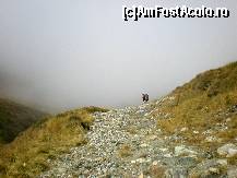 [P05] reintrăm în ceață pe platoul Bucegi » foto by kata0587
 - 
<span class="allrVoted glyphicon glyphicon-heart hidden" id="av396530"></span>
<a class="m-l-10 hidden" id="sv396530" onclick="voting_Foto_DelVot(,396530,4076)" role="button">șterge vot <span class="glyphicon glyphicon-remove"></span></a>
<a id="v9396530" class=" c-red"  onclick="voting_Foto_SetVot(396530)" role="button"><span class="glyphicon glyphicon-heart-empty"></span> <b>LIKE</b> = Votează poza</a> <img class="hidden"  id="f396530W9" src="/imagini/loader.gif" border="0" /><span class="AjErrMes hidden" id="e396530ErM"></span>
