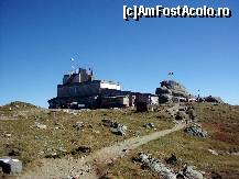 [P18] Stația meteo Omu, vazută din spate » foto by kata0587
 - 
<span class="allrVoted glyphicon glyphicon-heart hidden" id="av396637"></span>
<a class="m-l-10 hidden" id="sv396637" onclick="voting_Foto_DelVot(,396637,4076)" role="button">șterge vot <span class="glyphicon glyphicon-remove"></span></a>
<a id="v9396637" class=" c-red"  onclick="voting_Foto_SetVot(396637)" role="button"><span class="glyphicon glyphicon-heart-empty"></span> <b>LIKE</b> = Votează poza</a> <img class="hidden"  id="f396637W9" src="/imagini/loader.gif" border="0" /><span class="AjErrMes hidden" id="e396637ErM"></span>