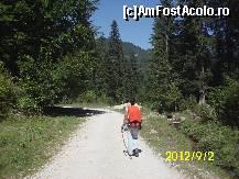 [P40] la pas spre Râșnov » foto by kata0587
 - 
<span class="allrVoted glyphicon glyphicon-heart hidden" id="av396715"></span>
<a class="m-l-10 hidden" id="sv396715" onclick="voting_Foto_DelVot(,396715,4076)" role="button">șterge vot <span class="glyphicon glyphicon-remove"></span></a>
<a id="v9396715" class=" c-red"  onclick="voting_Foto_SetVot(396715)" role="button"><span class="glyphicon glyphicon-heart-empty"></span> <b>LIKE</b> = Votează poza</a> <img class="hidden"  id="f396715W9" src="/imagini/loader.gif" border="0" /><span class="AjErrMes hidden" id="e396715ErM"></span>