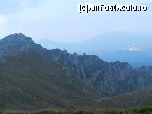 [P07] valea Morarului cu Bucsoiu mic in stanga » foto by florentin_dobre
 - 
<span class="allrVoted glyphicon glyphicon-heart hidden" id="av462535"></span>
<a class="m-l-10 hidden" id="sv462535" onclick="voting_Foto_DelVot(,462535,4076)" role="button">șterge vot <span class="glyphicon glyphicon-remove"></span></a>
<a id="v9462535" class=" c-red"  onclick="voting_Foto_SetVot(462535)" role="button"><span class="glyphicon glyphicon-heart-empty"></span> <b>LIKE</b> = Votează poza</a> <img class="hidden"  id="f462535W9" src="/imagini/loader.gif" border="0" /><span class="AjErrMes hidden" id="e462535ErM"></span>