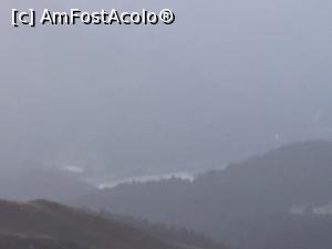 [P09] Lacul Bolboci se intrezareste in mijlocul imaginii » foto by Dan&Ema
 - 
<span class="allrVoted glyphicon glyphicon-heart hidden" id="av1120054"></span>
<a class="m-l-10 hidden" id="sv1120054" onclick="voting_Foto_DelVot(,1120054,4076)" role="button">șterge vot <span class="glyphicon glyphicon-remove"></span></a>
<a id="v91120054" class=" c-red"  onclick="voting_Foto_SetVot(1120054)" role="button"><span class="glyphicon glyphicon-heart-empty"></span> <b>LIKE</b> = Votează poza</a> <img class="hidden"  id="f1120054W9" src="/imagini/loader.gif" border="0" /><span class="AjErrMes hidden" id="e1120054ErM"></span>