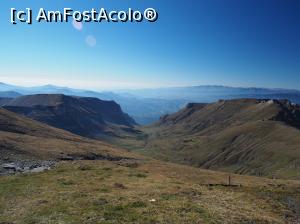 [P06] Vârful Omu » foto by Dana2008
 - 
<span class="allrVoted glyphicon glyphicon-heart hidden" id="av1019357"></span>
<a class="m-l-10 hidden" id="sv1019357" onclick="voting_Foto_DelVot(,1019357,4076)" role="button">șterge vot <span class="glyphicon glyphicon-remove"></span></a>
<a id="v91019357" class=" c-red"  onclick="voting_Foto_SetVot(1019357)" role="button"><span class="glyphicon glyphicon-heart-empty"></span> <b>LIKE</b> = Votează poza</a> <img class="hidden"  id="f1019357W9" src="/imagini/loader.gif" border="0" /><span class="AjErrMes hidden" id="e1019357ErM"></span>