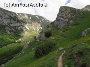 [P05] Cascada Obârșia Ialomiței, Bucegi; traseul spre cascada » foto by Dana2008
 - 
<span class="allrVoted glyphicon glyphicon-heart hidden" id="av1079539"></span>
<a class="m-l-10 hidden" id="sv1079539" onclick="voting_Foto_DelVot(,1079539,4076)" role="button">șterge vot <span class="glyphicon glyphicon-remove"></span></a>
<a id="v91079539" class=" c-red"  onclick="voting_Foto_SetVot(1079539)" role="button"><span class="glyphicon glyphicon-heart-empty"></span> <b>LIKE</b> = Votează poza</a> <img class="hidden"  id="f1079539W9" src="/imagini/loader.gif" border="0" /><span class="AjErrMes hidden" id="e1079539ErM"></span>