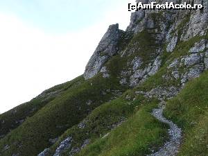 [P19] Pe Brâna Caprelor - Bucșoiu » foto by saxonul
 - 
<span class="allrVoted glyphicon glyphicon-heart hidden" id="av667015"></span>
<a class="m-l-10 hidden" id="sv667015" onclick="voting_Foto_DelVot(,667015,4076)" role="button">șterge vot <span class="glyphicon glyphicon-remove"></span></a>
<a id="v9667015" class=" c-red"  onclick="voting_Foto_SetVot(667015)" role="button"><span class="glyphicon glyphicon-heart-empty"></span> <b>LIKE</b> = Votează poza</a> <img class="hidden"  id="f667015W9" src="/imagini/loader.gif" border="0" /><span class="AjErrMes hidden" id="e667015ErM"></span>