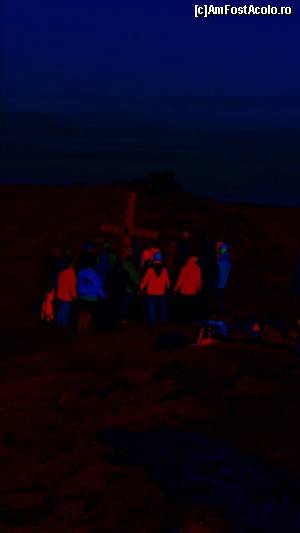 [P11] Yoghini pe Varful Bucura Dumbrava. Mister, energii necunoscute, cine stie???  » foto by wolf2001*
 - 
<span class="allrVoted glyphicon glyphicon-heart hidden" id="av689214"></span>
<a class="m-l-10 hidden" id="sv689214" onclick="voting_Foto_DelVot(,689214,4076)" role="button">șterge vot <span class="glyphicon glyphicon-remove"></span></a>
<a id="v9689214" class=" c-red"  onclick="voting_Foto_SetVot(689214)" role="button"><span class="glyphicon glyphicon-heart-empty"></span> <b>LIKE</b> = Votează poza</a> <img class="hidden"  id="f689214W9" src="/imagini/loader.gif" border="0" /><span class="AjErrMes hidden" id="e689214ErM"></span>