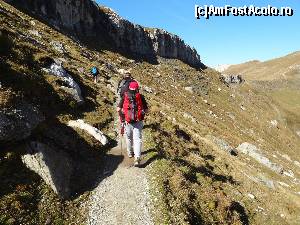 [P02] poteca de vara pe sub cerdacul Obarsiei » foto by wolf2001*
 - 
<span class="allrVoted glyphicon glyphicon-heart hidden" id="av689205"></span>
<a class="m-l-10 hidden" id="sv689205" onclick="voting_Foto_DelVot(,689205,4076)" role="button">șterge vot <span class="glyphicon glyphicon-remove"></span></a>
<a id="v9689205" class=" c-red"  onclick="voting_Foto_SetVot(689205)" role="button"><span class="glyphicon glyphicon-heart-empty"></span> <b>LIKE</b> = Votează poza</a> <img class="hidden"  id="f689205W9" src="/imagini/loader.gif" border="0" /><span class="AjErrMes hidden" id="e689205ErM"></span>