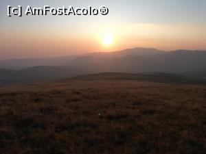 [P04] Soarele a inceput să coboare după Munții Leaota » foto by Mika
 - 
<span class="allrVoted glyphicon glyphicon-heart hidden" id="av1119737"></span>
<a class="m-l-10 hidden" id="sv1119737" onclick="voting_Foto_DelVot(,1119737,4076)" role="button">șterge vot <span class="glyphicon glyphicon-remove"></span></a>
<a id="v91119737" class=" c-red"  onclick="voting_Foto_SetVot(1119737)" role="button"><span class="glyphicon glyphicon-heart-empty"></span> <b>LIKE</b> = Votează poza</a> <img class="hidden"  id="f1119737W9" src="/imagini/loader.gif" border="0" /><span class="AjErrMes hidden" id="e1119737ErM"></span>