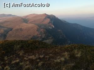 [P05] Crestele Caraimanului și Coștilei » foto by Mika
 - 
<span class="allrVoted glyphicon glyphicon-heart hidden" id="av1119738"></span>
<a class="m-l-10 hidden" id="sv1119738" onclick="voting_Foto_DelVot(,1119738,4076)" role="button">șterge vot <span class="glyphicon glyphicon-remove"></span></a>
<a id="v91119738" class=" c-red"  onclick="voting_Foto_SetVot(1119738)" role="button"><span class="glyphicon glyphicon-heart-empty"></span> <b>LIKE</b> = Votează poza</a> <img class="hidden"  id="f1119738W9" src="/imagini/loader.gif" border="0" /><span class="AjErrMes hidden" id="e1119738ErM"></span>