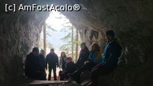 [P15] La intrare in Peștera lui Bogdan » foto by Mika <span class="label label-default labelC_thin small">NEVOTABILĂ</span>