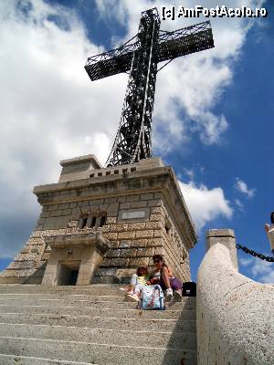 [P03] Monumentul Eroilor » foto by pepsi70ro
 - 
<span class="allrVoted glyphicon glyphicon-heart hidden" id="av350426"></span>
<a class="m-l-10 hidden" id="sv350426" onclick="voting_Foto_DelVot(,350426,4076)" role="button">șterge vot <span class="glyphicon glyphicon-remove"></span></a>
<a id="v9350426" class=" c-red"  onclick="voting_Foto_SetVot(350426)" role="button"><span class="glyphicon glyphicon-heart-empty"></span> <b>LIKE</b> = Votează poza</a> <img class="hidden"  id="f350426W9" src="/imagini/loader.gif" border="0" /><span class="AjErrMes hidden" id="e350426ErM"></span>