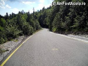 [P05] Noul drum asfaltat catre Saua Fichiului » foto by pepsi70ro
 - 
<span class="allrVoted glyphicon glyphicon-heart hidden" id="av350431"></span>
<a class="m-l-10 hidden" id="sv350431" onclick="voting_Foto_DelVot(,350431,4076)" role="button">șterge vot <span class="glyphicon glyphicon-remove"></span></a>
<a id="v9350431" class=" c-red"  onclick="voting_Foto_SetVot(350431)" role="button"><span class="glyphicon glyphicon-heart-empty"></span> <b>LIKE</b> = Votează poza</a> <img class="hidden"  id="f350431W9" src="/imagini/loader.gif" border="0" /><span class="AjErrMes hidden" id="e350431ErM"></span>