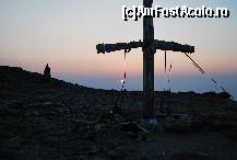 [P41] Crucea de lemn de pe Bucura.  » foto by gregorio
 - 
<span class="allrVoted glyphicon glyphicon-heart hidden" id="av452718"></span>
<a class="m-l-10 hidden" id="sv452718" onclick="voting_Foto_DelVot(,452718,4076)" role="button">șterge vot <span class="glyphicon glyphicon-remove"></span></a>
<a id="v9452718" class=" c-red"  onclick="voting_Foto_SetVot(452718)" role="button"><span class="glyphicon glyphicon-heart-empty"></span> <b>LIKE</b> = Votează poza</a> <img class="hidden"  id="f452718W9" src="/imagini/loader.gif" border="0" /><span class="AjErrMes hidden" id="e452718ErM"></span>